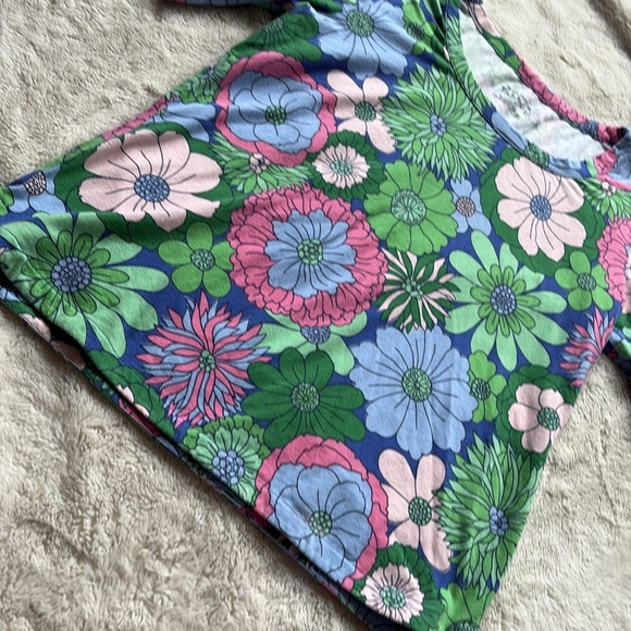 Talbots Floral Cotton Top – Size L | 95% Cotton | Vibrant Blooms | - Picture 4 of 7
